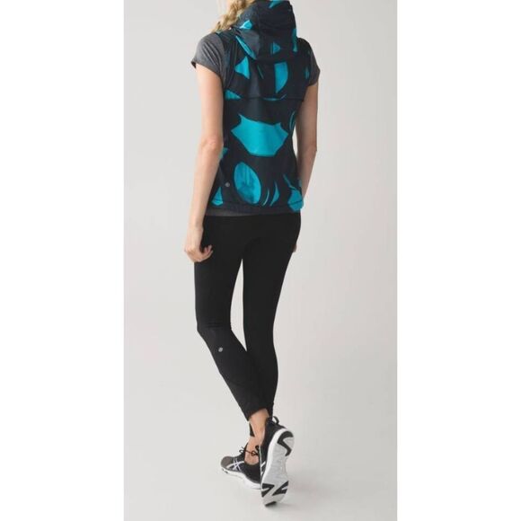 LULULEMON ATHLETICA Pack-It Vest Size 2 - Picture 1 of 7